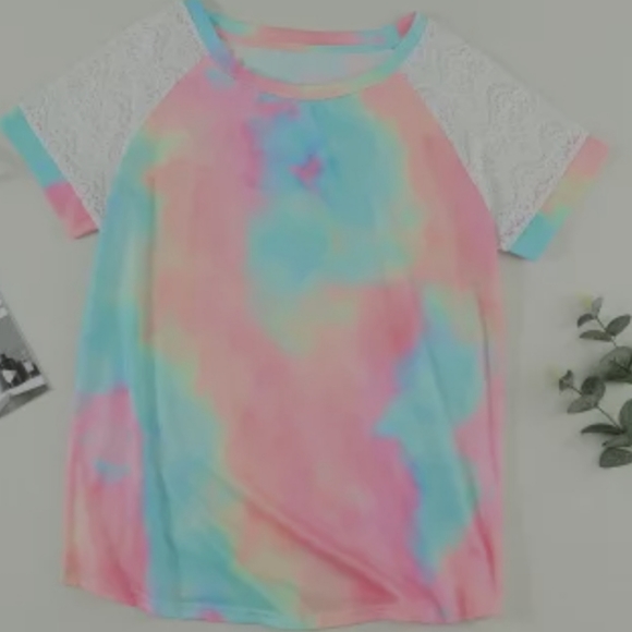 Bright Tie-dye Crochet Raglan Tee - Picture 3 of 12